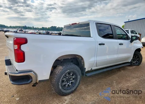 2021 Chevrolet Silverado C1500 z USA, uszkodzony, nr VIN 3GCPWAEF9MG114967